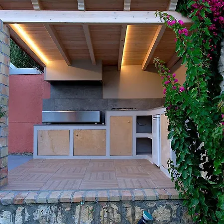 Villa Paliabelo *