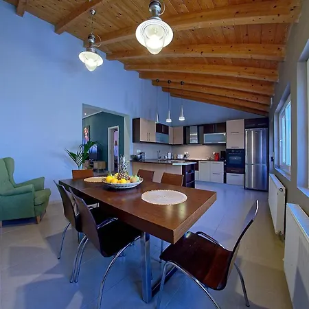 Paliabelo Villa Skriperon